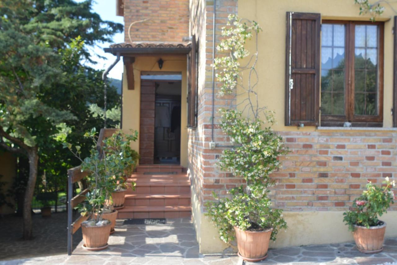 Villa Mischianti 구비오 외부 사진